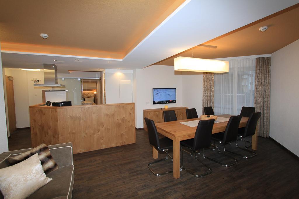 Relax Apartments Ischgl Pokoj fotografie